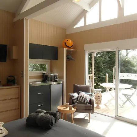 Marosenia Ttiki - Et