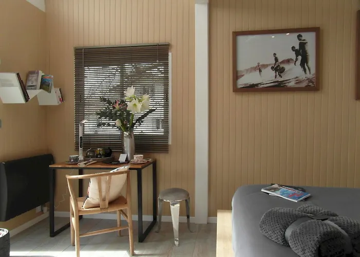 Marosenia Ttiki - Et Ascain